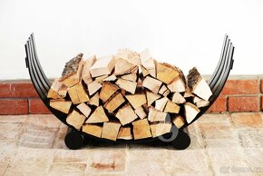 Kovový obloukový stojan na dřevo ke krbu 4LINE z pásoviny - 5
