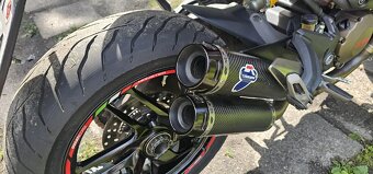 Ducati Monster 1200 - 5