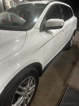 VOLVO XC60 2,4D - 5
