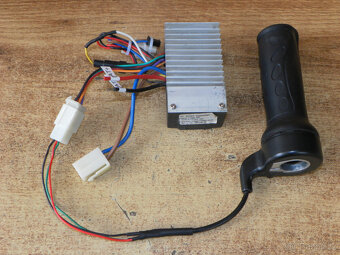 Elektromotor s ovládáním a řetězovým převodem 24V / 250W - 5