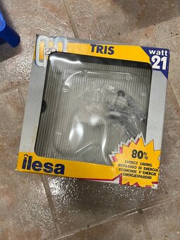 Italské bakelitové svítidlo TRIS IP65, 2D/21W - 4 ks - 5