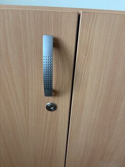 Skříň na zámek 500,- - 5