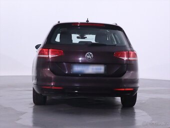 Volkswagen Passat 2,0 TDI 4Motion Panorama Navi (2015) - 5