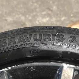 Alu disky+pneu 6,5x17, 5x108, ET 52,5 + pneu 205/50 R17 - 5