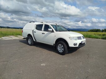 Mitsubishi l200 2011 - 5
