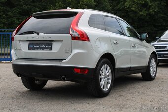 Volvo XC60 2,4 D4 ČR,AUTOMAT,4X4,SUMMUM,2012 - 5