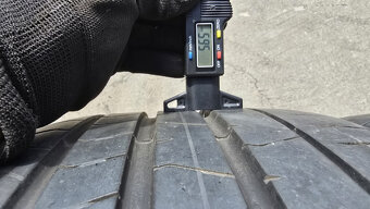 Letní pneu 255/35/19 Pirelli Run Flat - 5