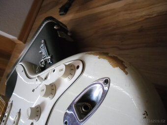 Fender Custom Shop 1969 Stratocaster z roku 2012, hlava odpo - 5