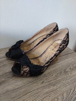 Elegantní krajkové boty s mašličkou, vel. 38 - 5