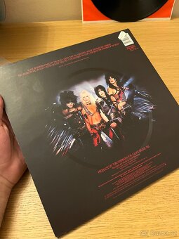 Mötley Crüe – Shout At The Devil - 5