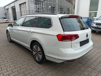 VW Passat GTE 1.4TSI eHybrid 160kW DSG - záruka Autodraft - 5