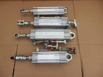 Pneumatický válec dvoučinný. - 5