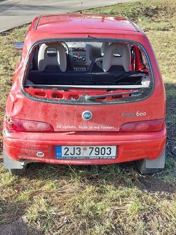 Prodam- bouráné Fiat Seicento 1.1/ 40 kW 2005 - 5