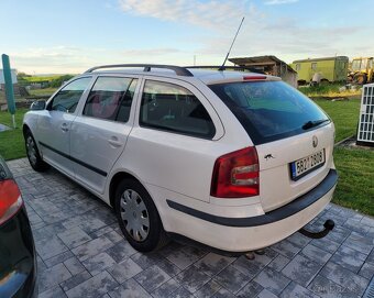 Škoda Octavia II 2.0TDI PD Ambiente Combi 103kw 2007 - 5