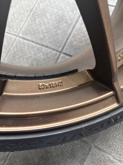 OZ Ultraleggera HLT 18" 5x112 ET35 / Hankook 215/35r18 - 5