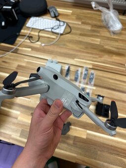 DJI Mini 4 Pro Fly More Combo + ND filtry – téměř nový dron - 5
