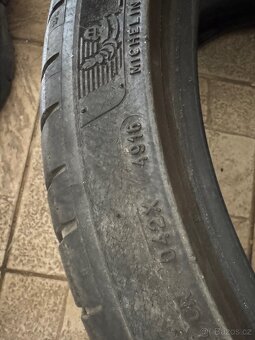 225/40 r18 - 5