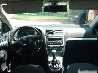 Škoda Octavia 2 combi 2011 facelift - 5