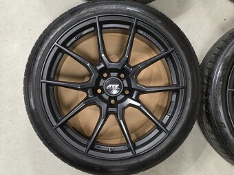 lehčená ATS Racelight 8,5x19" 5x112 ET30 s pneu 225/40 R19 - 5