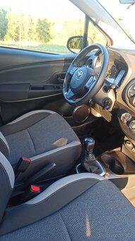 Toyota yaris 1.5 Y 20 - 5