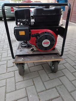 prodám elektrocentrálu Mitsubischi silnou skoro nepoužívanou - 5