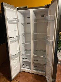 Velká Americká lednice CONCEPT LA7383ss - 5