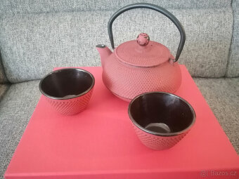 SADA - Čajová litinová konvice se šálky - NOVÉ - 5