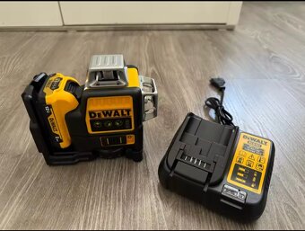 Křížový Laser - 5