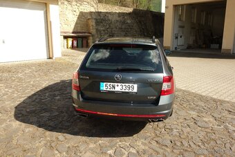 ŠKODA OCTAVIA 3 RS COMBI TSI 162 kW - 5