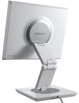 Samsung Sync Master 970P 19" - 5