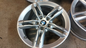 ++ originální sada R17 F45 nebo vozy řady G 5x112 střed 66,6 - 5