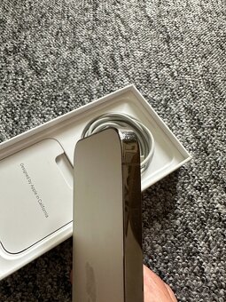 iPhone 14 Pro 128GB - zlatý - 5