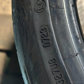 Letní pneu 225/40 R19 93Y Continental 5mm - 5