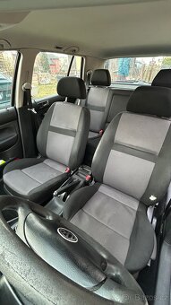 Prodám Golf IV 1.4 16V benzín - 5