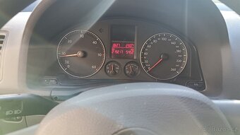 Volkswagen golf V 1.9 TDI 77 kw, nová STK - 5
