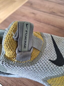 Nike Glide Flyease - 5