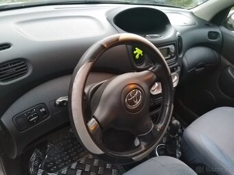 Toyota Yaris verso 1.4 D4D - 5