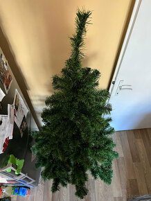 Umělý vánoční stromek - 5