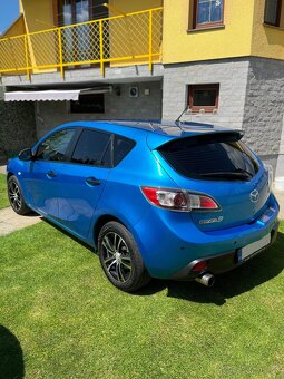 Mazda 3 - 5