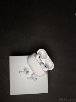 Apple airpods - 5