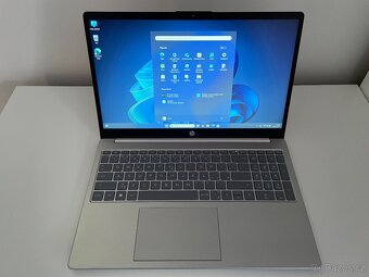 Notebook HP 250 G10 / Intel / 16 GB RAM / 128 GB SSD - 5