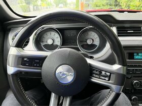 Ford Mustang V6 (Kabrio-Limousine) 151kW - 5