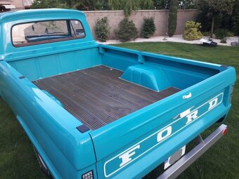 Ford F100 - 5