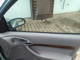 Ford Focus MK1 1.6i Hatchback - 5