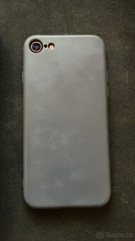 iPhone SE 2022 - 5
