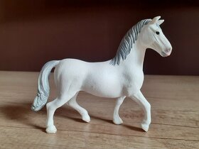 SCHLEICH Koně SBĚRATELSKÉ FIGURKY 4 - 5