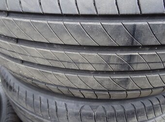 Letní pneu Michelin, 215/65/17, 4 ks, 5 mm - 5