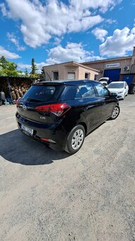 Hyundai i20, 1,1 CRDi,55KW,Klima 109,000 km,koupeno v ČR - 5