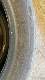 2x letní 225/45/18 Bridgestone - 5