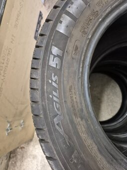 215/65 R16 C 106/104 T Michelin - 5